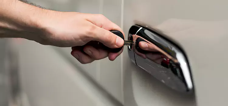 Why Choose Our Auto Locksmith Team in Louisville, KY?